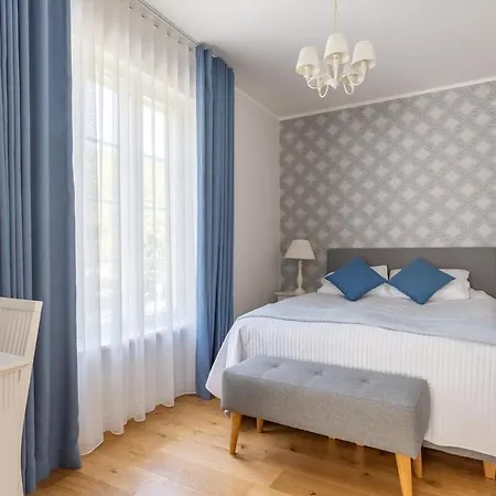 Apartamento Koidula - Spacios 1-bedroom Apartment, Free Parking & Self Check-in Pärnu