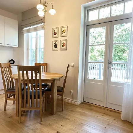 Koidula - Spacios 1-bedroom Apartment, Free Parking & Self Check-in